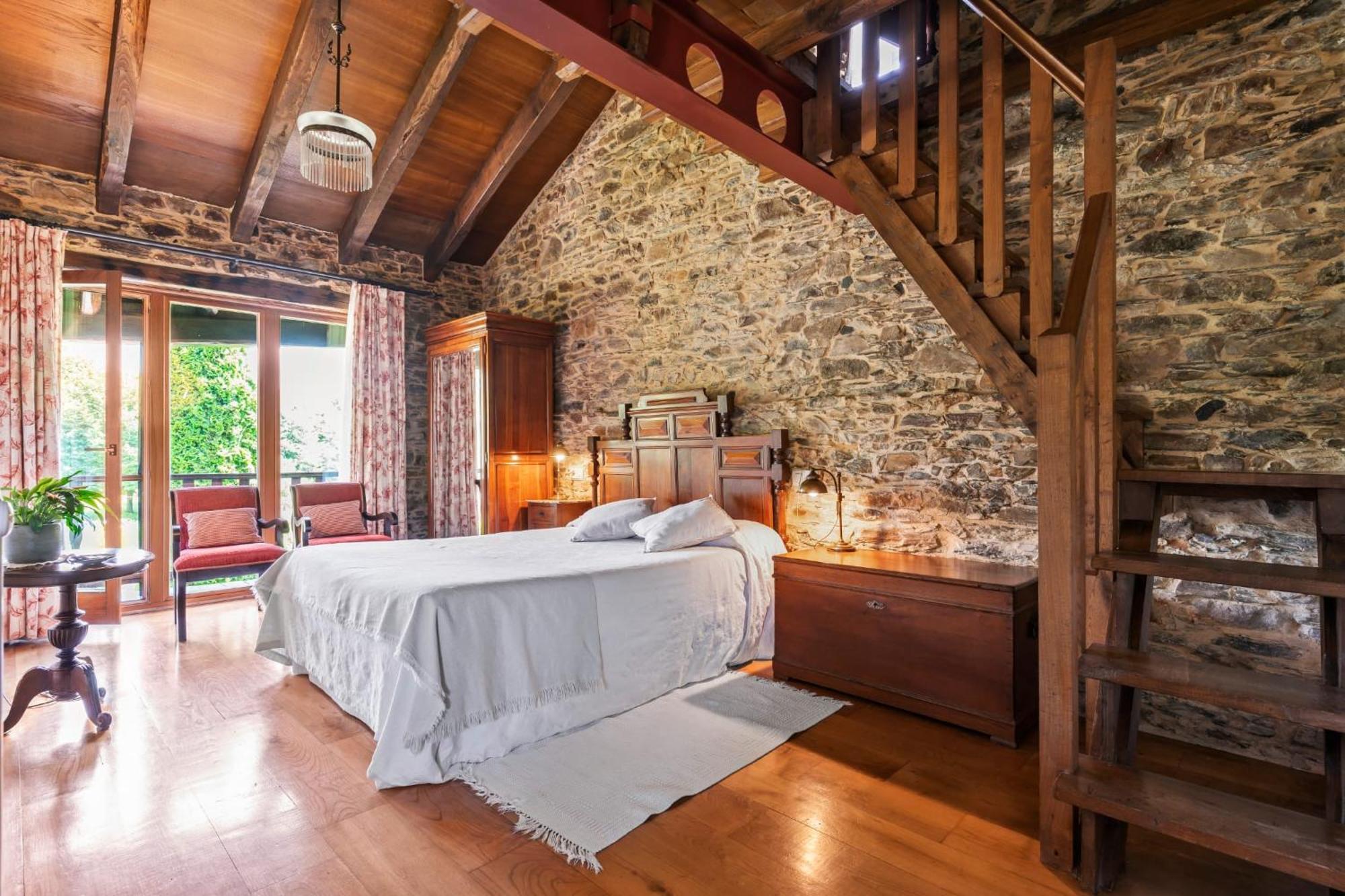 Casa Peleyon Bed & Breakfast กาสโตรโพล ภายนอก รูปภาพ