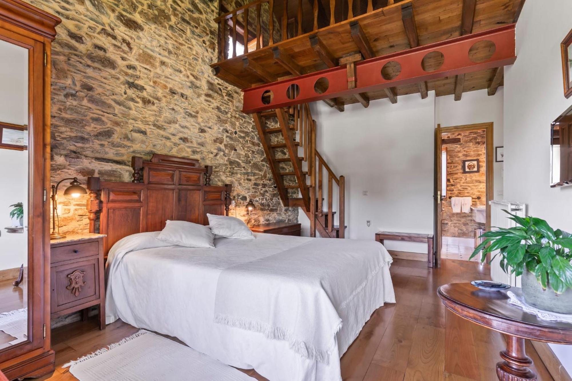 Casa Peleyon Bed & Breakfast กาสโตรโพล ภายนอก รูปภาพ