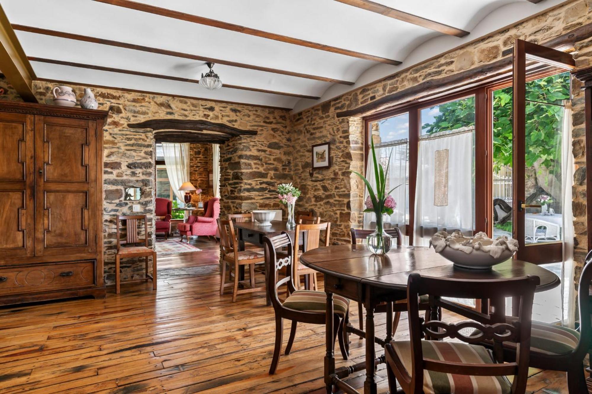 Casa Peleyon Bed & Breakfast กาสโตรโพล ภายนอก รูปภาพ