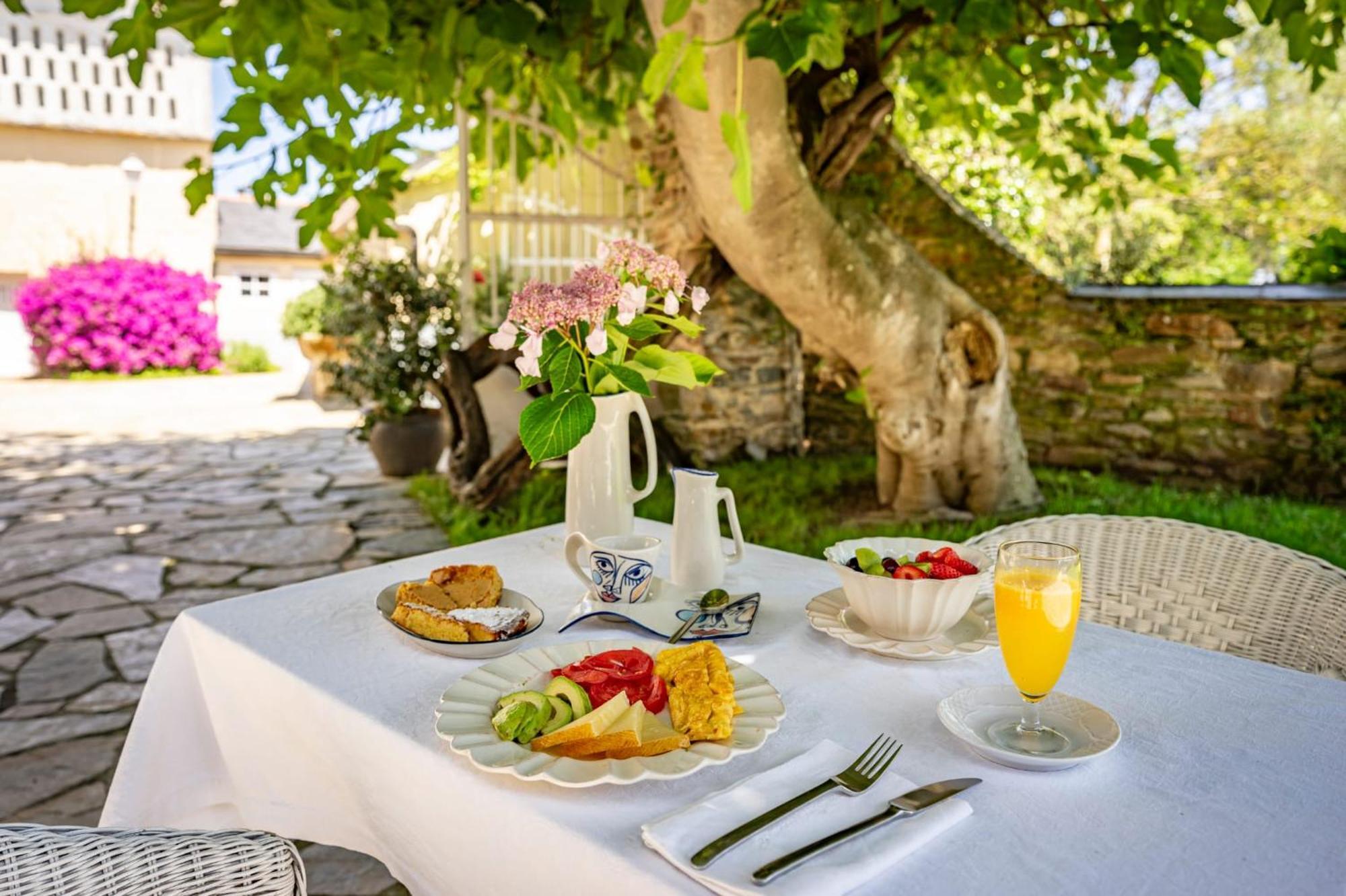 Casa Peleyon Bed & Breakfast กาสโตรโพล ภายนอก รูปภาพ