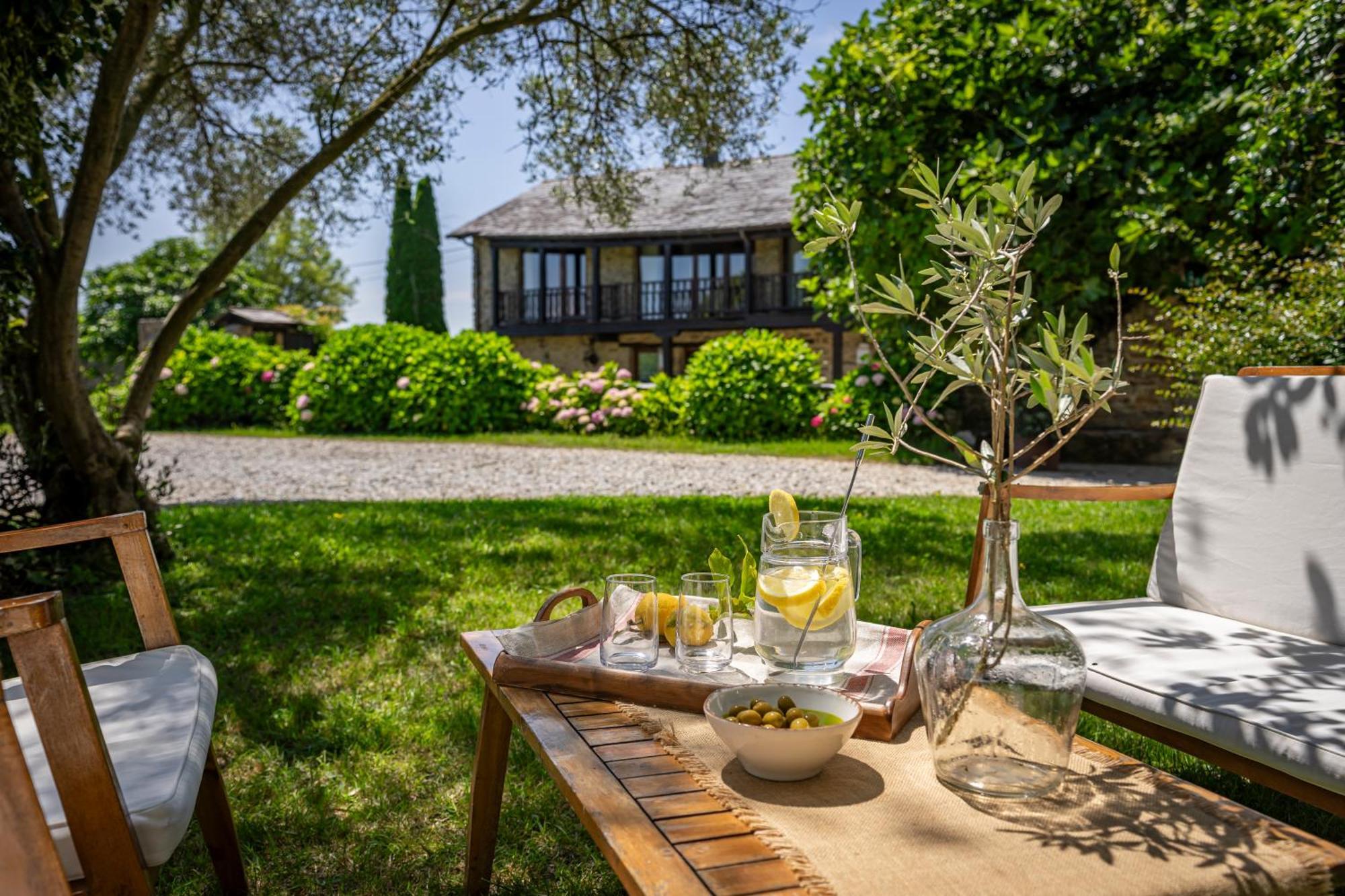 Casa Peleyon Bed & Breakfast กาสโตรโพล ภายนอก รูปภาพ