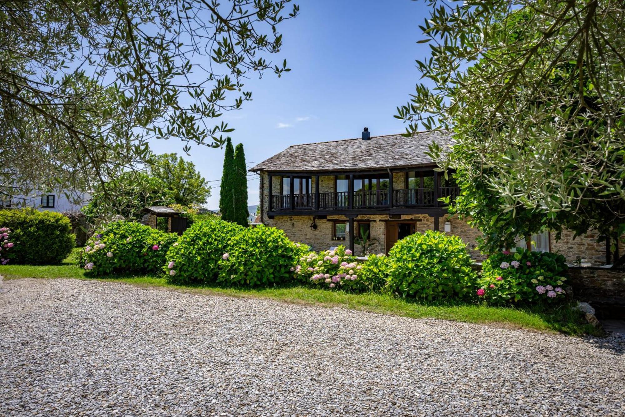 Casa Peleyon Bed & Breakfast กาสโตรโพล ภายนอก รูปภาพ